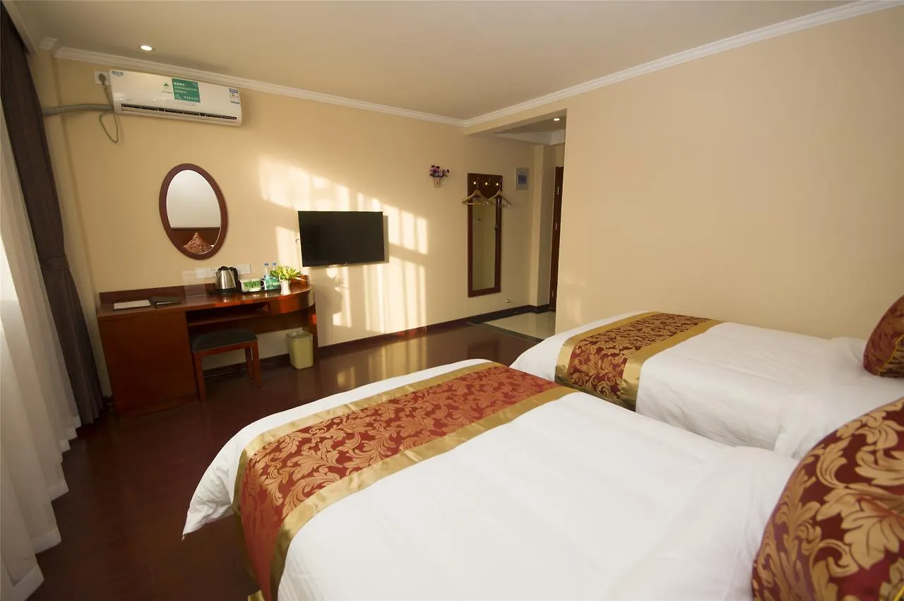 Greentree Inn Henan Zhengzhou West Changjang Road Business Hotel 3*,  China